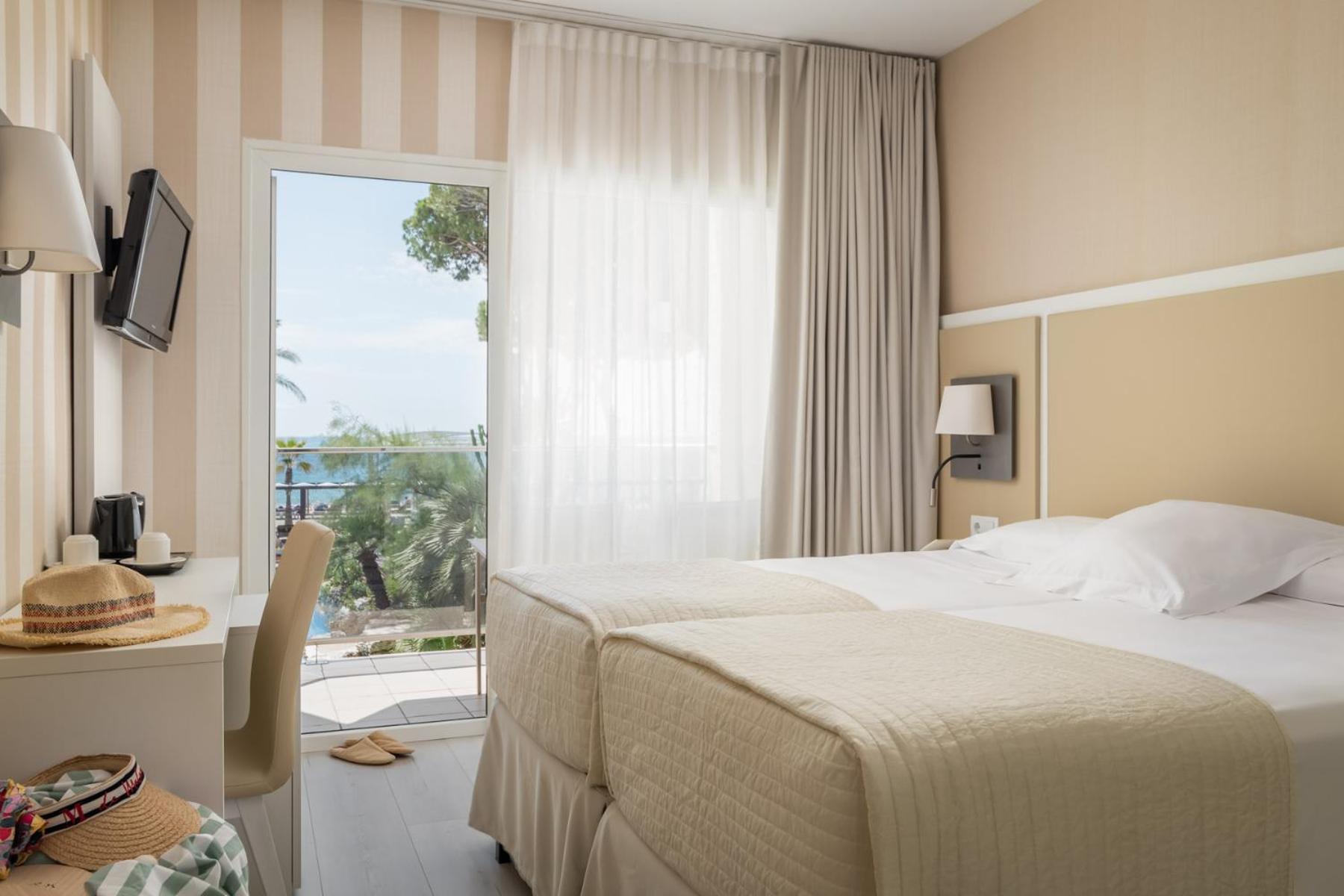 Estival Centurión Playa 4* Cambrils